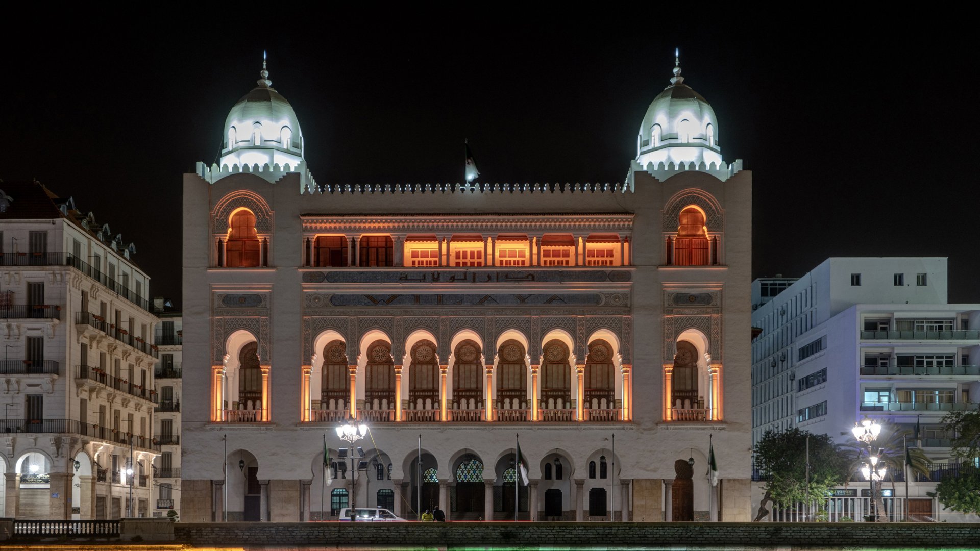 ec_alger_monuments_21_wilaya_r1.jpg